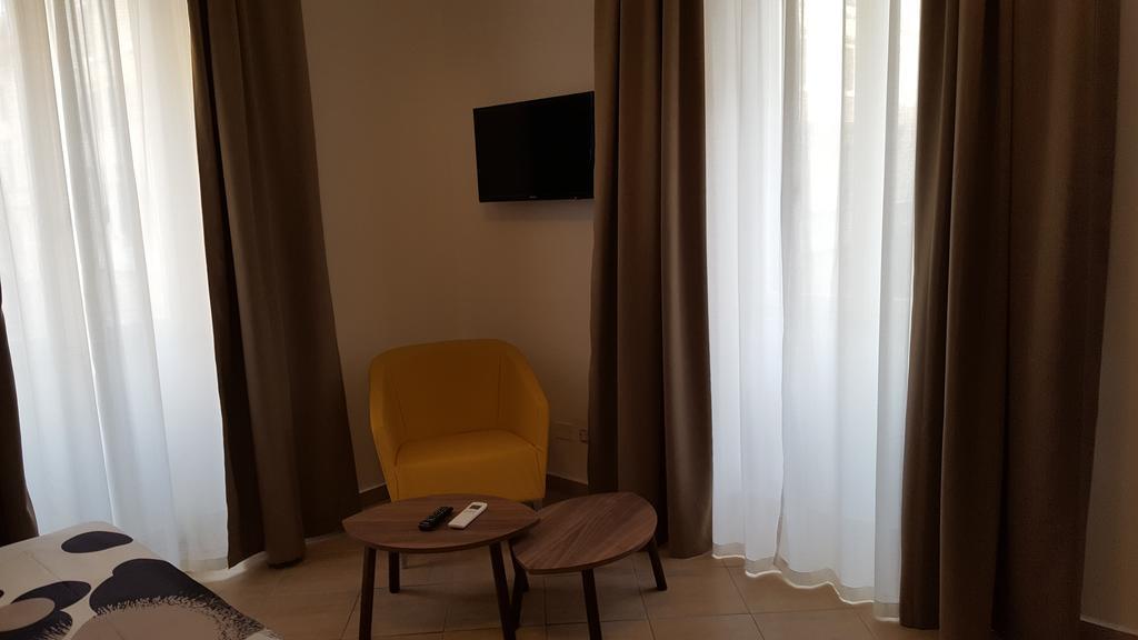 Una Finestra Su Monti Roma Exterior foto